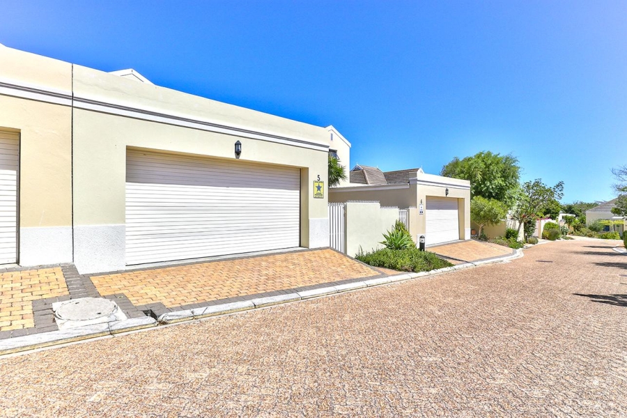 To Let 3 Bedroom Property for Rent in Royal Ascot Western Cape